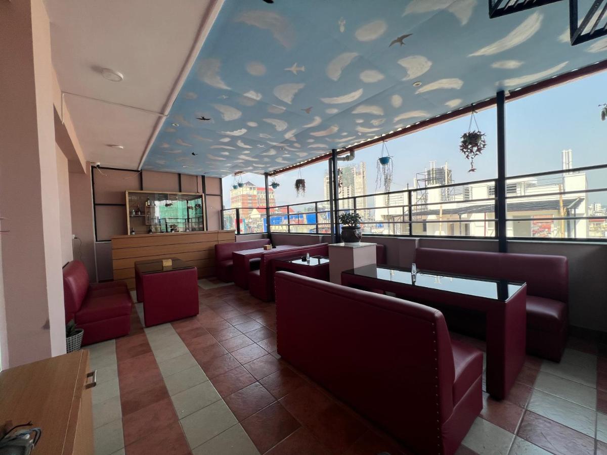 Hotel New Era Katmandu Eksteriør billede
