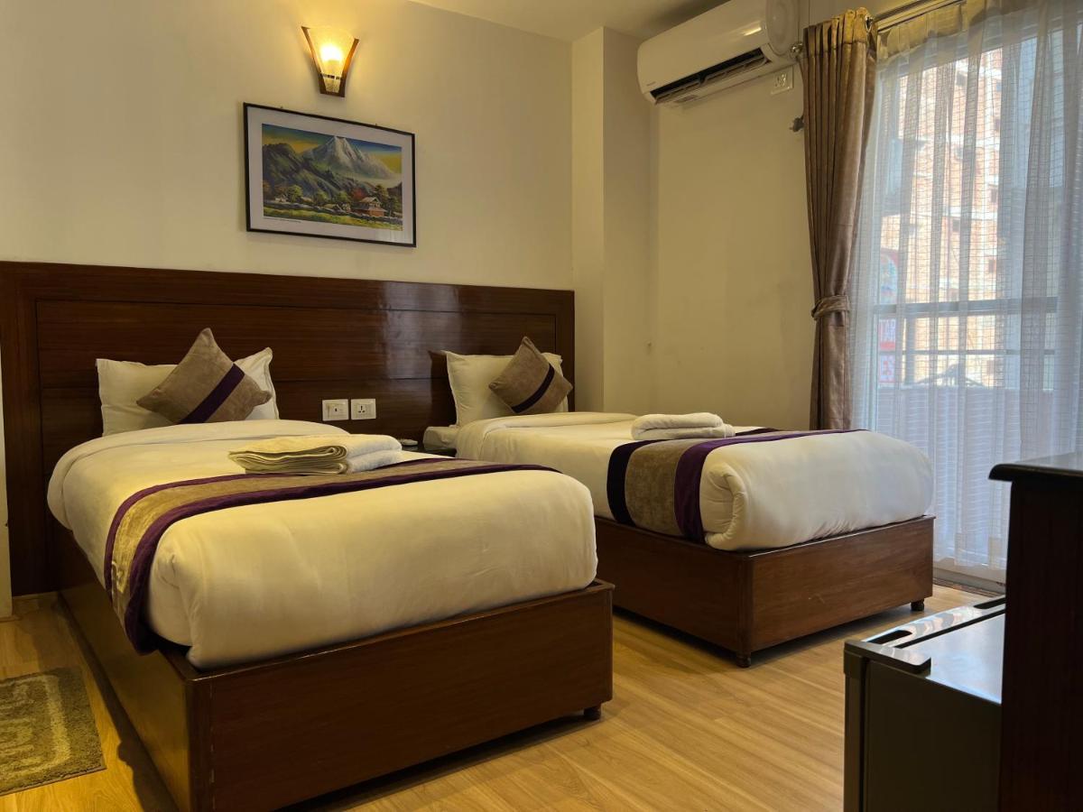 Hotel New Era Katmandu Eksteriør billede