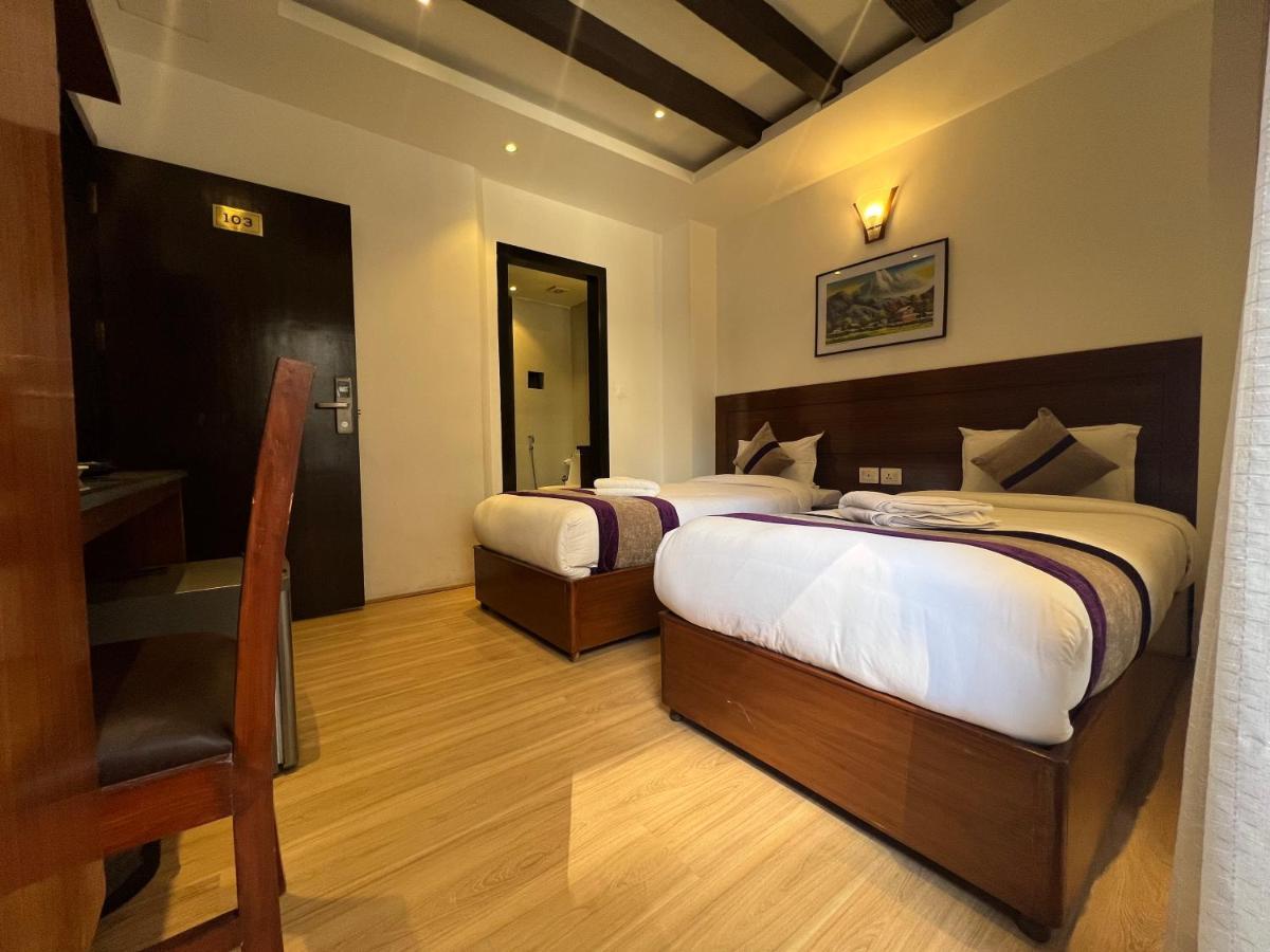Hotel New Era Katmandu Eksteriør billede
