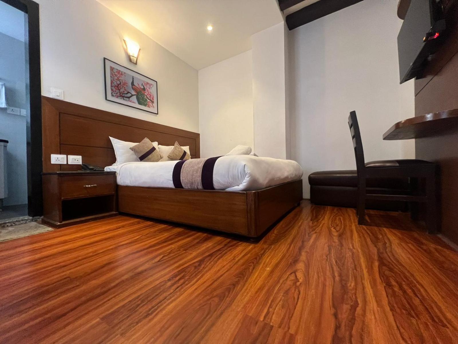 Hotel New Era Katmandu Eksteriør billede