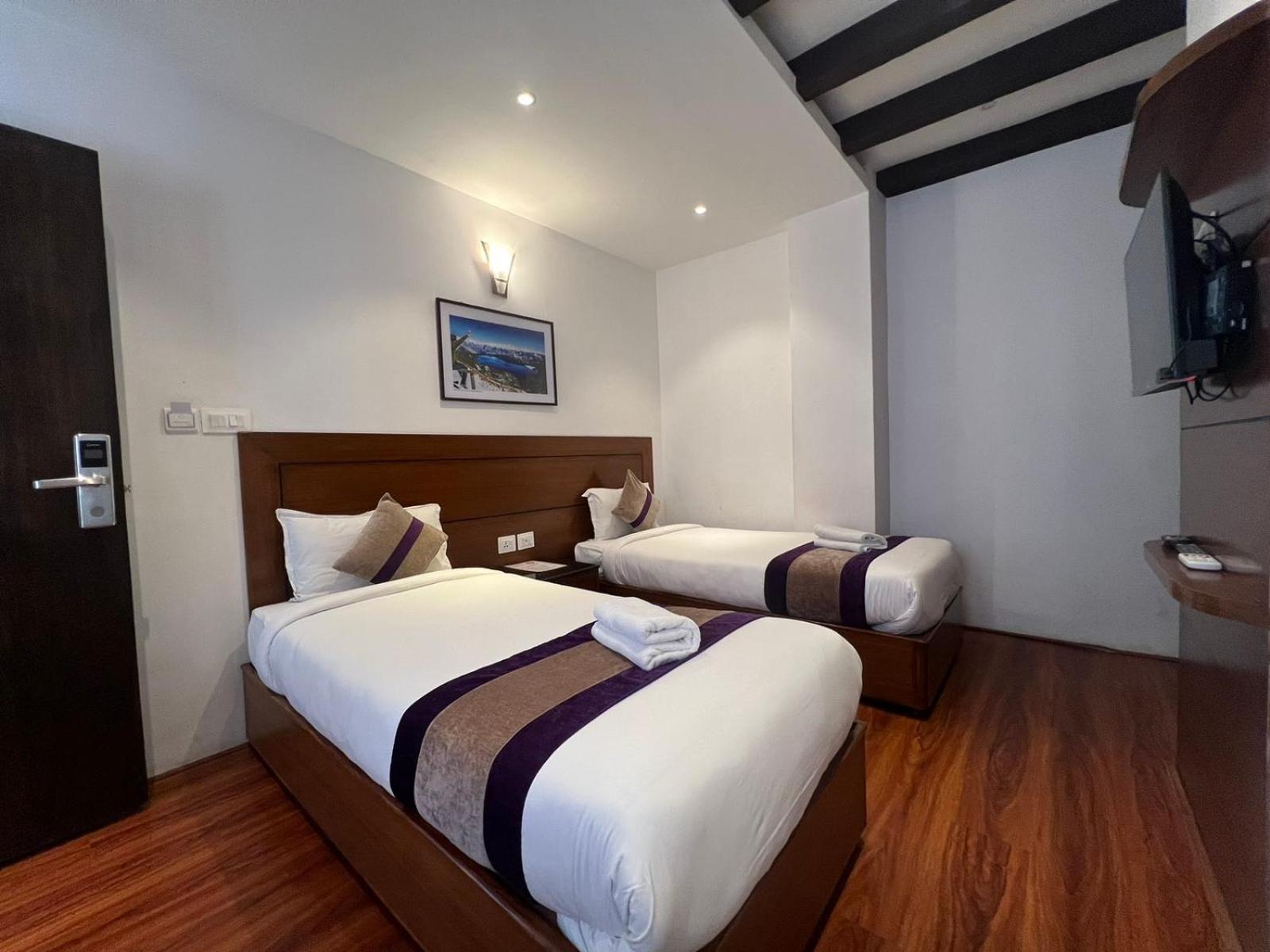 Hotel New Era Katmandu Eksteriør billede